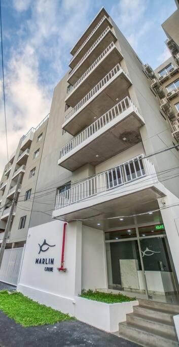 A Estrenar! Apartamento Con Pileta Zona Aeropuerto Wifi 200Mg อะซุนซิออง ภายนอก รูปภาพ